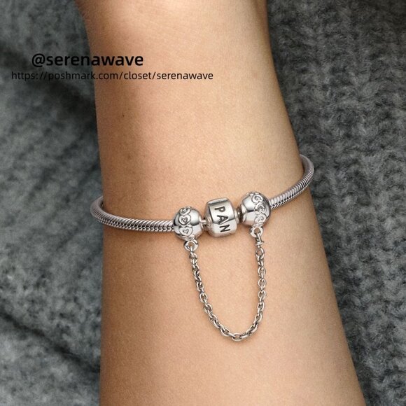 Pandora Band of Hearts Safety Chain Charm - Picture 2 of 2